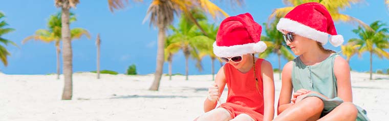 Kalėdinės svajonės: apklausa rodo, kad 86 proc. žmonių norėtų po eglute rasti kelionę